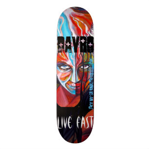 Skateboard planche à roulettes rapide vivante