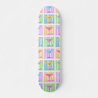 Skateboard Planche à roulettes - rétros martini d'art de