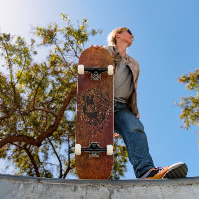 Skateboard Planche de skate Tiger Rugissant Rust en détresse (Extérieur 1)