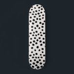 Skateboard Points posters de animaux Noir Et Blanc Dalmatie<br><div class="desc">Poster de animal - Points Inspirés De Dalmatie Noire Et Blanche.</div>