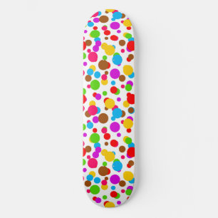 Skateboard Pois Arrière - plans blancs colorés