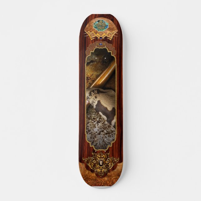 Skateboard Pompier - Saluant un héros (Devant)