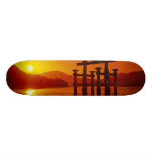 Skateboard Porte O-Torii, sanctuaire d'Itsukushima, Miyajima,