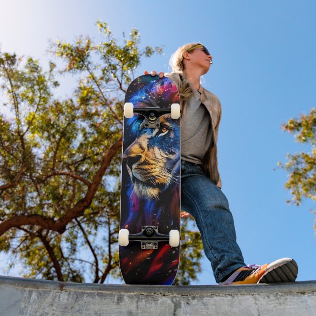 Skateboard Portrait de lion abstrait de faune cosmique (Extérieur 1)