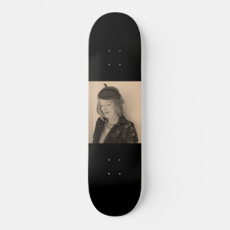 Skateboard Portrait d'une belle femme