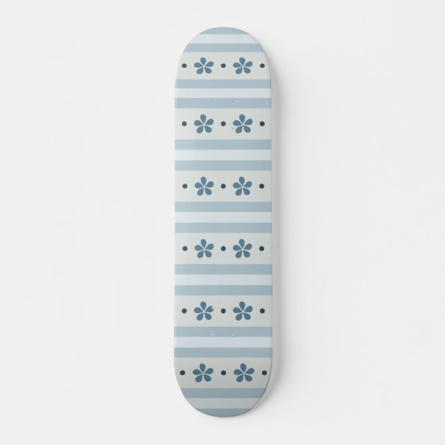 Skateboard Rayures Bleues Clair Et Fleurs (Devant)