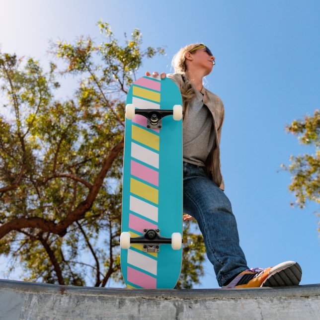 Skateboard Rayures Rétro 80 (Extérieur 1)
