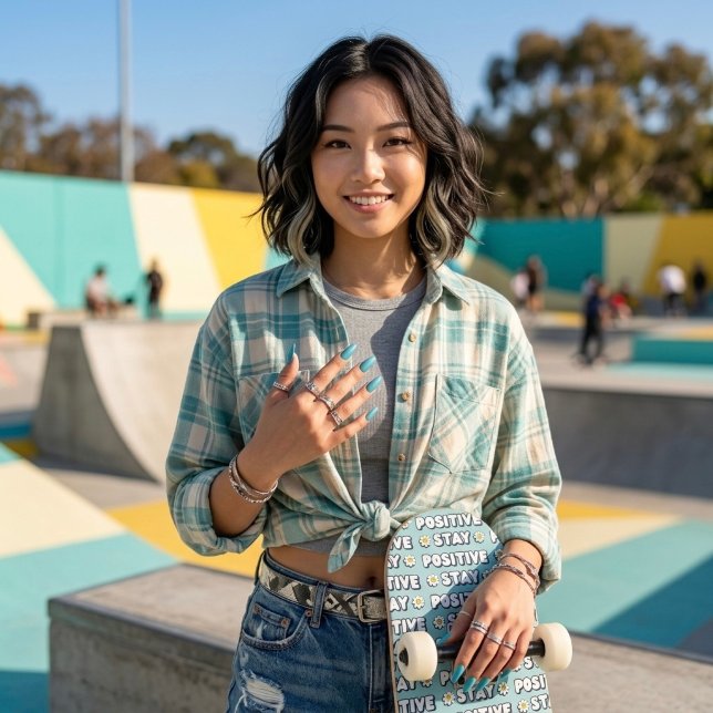 Skateboard Restez Positif (Créateur téléchargé)