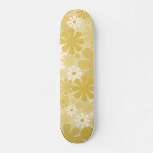 Skateboard Retro 60s 70s Aesthetic Floral Pattern in Mustard (Devant)