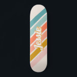 Skateboard Retro Pastel Rainbow Nom personnalisé<br><div class="desc">Design de sunburst d'inspiration rétro dans des couleurs vintages lumineuses et ludiques qui peuvent être personnalisées avec votre nom.</div>