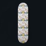 Skateboard Retro Super 60s les années 70 Planche à roulettes<br><div class="desc">Revenez à l'ancienne école avec ce skateboard floral d'inspiration rétro.</div>