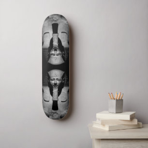 Skateboard Roi pharaon noir et blanc