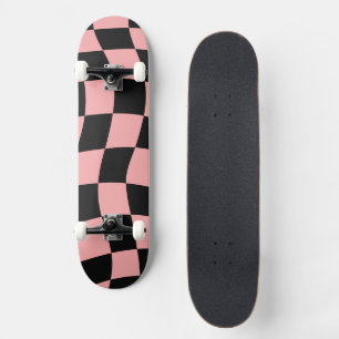 Skateboard Rose et Noir à Carreaux