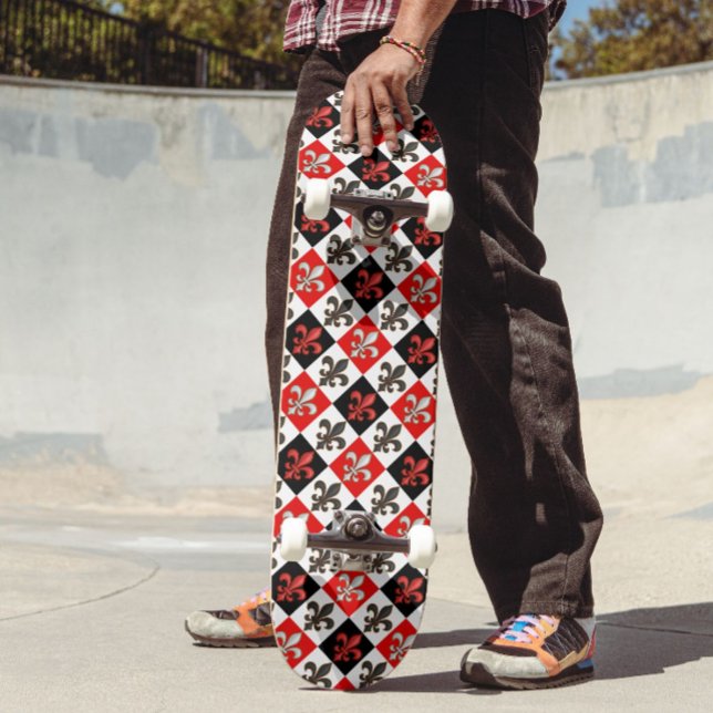 Skateboard Rouge Noir Blanc À damiers Fleur de lis Design (Créateur téléchargé)