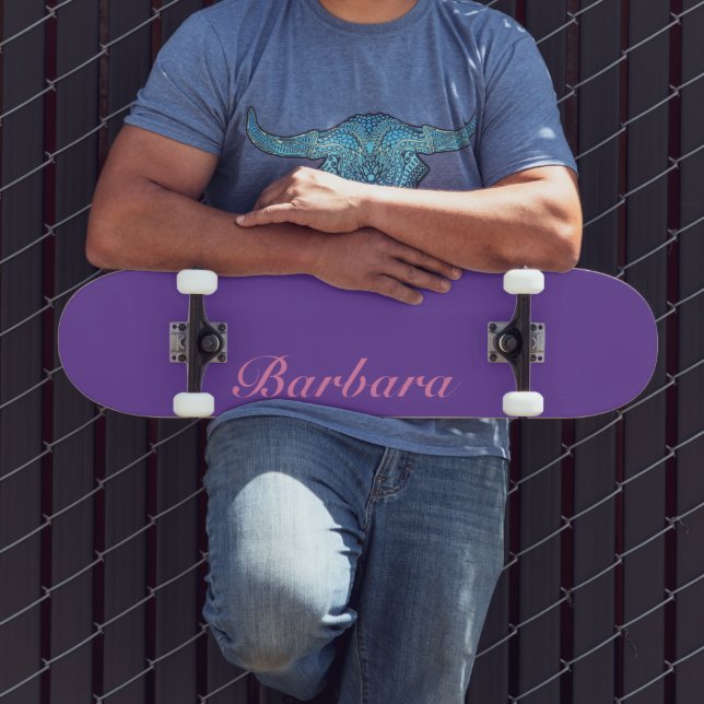 Skateboard Royal Violet Nom Élégant | Classique Tendance  (Extérieur 3)