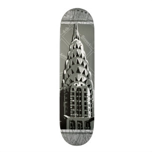 Skateboard Rues de New York avec Empire State Building