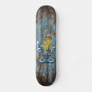 Skateboard Skateboards graffiti sur planche en bois usée