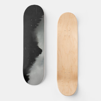 Skateboard Skyline de montagne en noir et blanc