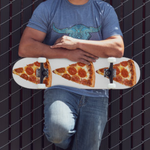 Skateboard SlipperyJoe's classique pepperoni pizza tranche fo