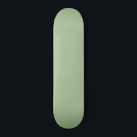Skateboard Solid Jade Green Celadon<br><div class="desc">Une couleur unique utilisée pour la céramique autrefois réservée aux Royals. Ma grande tante et mon oncle avaient jadis le plus grand magasin d'antiquités sur le coût est. Enfant, je me souviens d'un nombre incalculable d'heures passées à dépoussiérer tous les trésors de la boutique. J'ai grandi pour aimer cette couleur...</div>