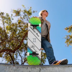 Skateboard Symbole Zodiaque Gemini Élément par Kenneth Yoncic