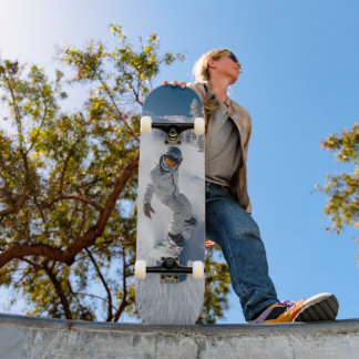 Skateboard Tabla de Skate Esquiador en la Pista Cuesta Abajo