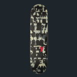 Skateboard Tableau alphabétique de Norman Wyatt<br><div class="desc">Si vous aimez passer des examens de vision,  ce tableau est pour vous ! La lettre de l'alphabet anglais s'impose l'une sur l'autre,  les obscurcissant presque dans ce tableau de Norman Wyatt. La lettre Y se distingue grâce à sa coloration rose.</div>