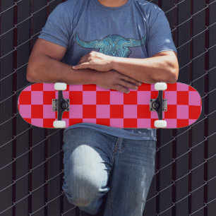 Skateboard Tableau de À damiers rose et rouge Neon Vintage