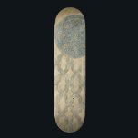 Skateboard Tapisserie d'argent décoratif Arrangement floral<br><div class="desc">Une tapisserie argentée décorative présente un agencement circulaire floral. Cette impression ferait un cadeau merveilleux pour les amateurs de tapisseries ou d'art à la tapisserie !</div>
