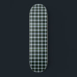 Skateboard Tartan Clan Gordon Plaid Purple Green À damiers<br><div class="desc">Vous cherchez une bonne humeur instantanée ? Ajoutez simplement du soleil et du sable avec ce design Clan Gordon écossais violet vert violet blanc à damiers. Faites un grand cadeau ou simplement vous offrir. CONSEIL : Envisagez de jumeler ceci avec notre sac fourre-tout complémentaire assorti, tapis de yoga, ou serviette...</div>