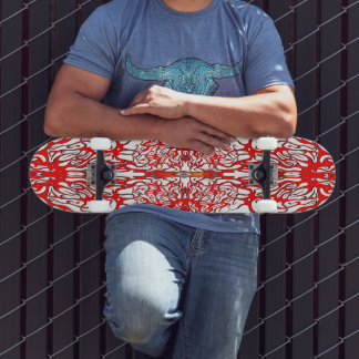 Skateboard Tatouage tribal de cœur rouge de la Saint-Valentin