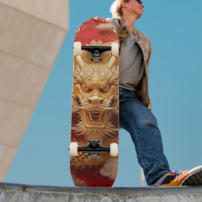 Skateboard Tête de dragon doré et rouge (Créateur téléchargé)