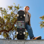 Skateboard Tie Dye Happy 100e jour d'école enseignant élève<br><div class="desc">Tie Dye Happy 100e jour d'école enseignant élève T-Shirt 100 Jours</div>