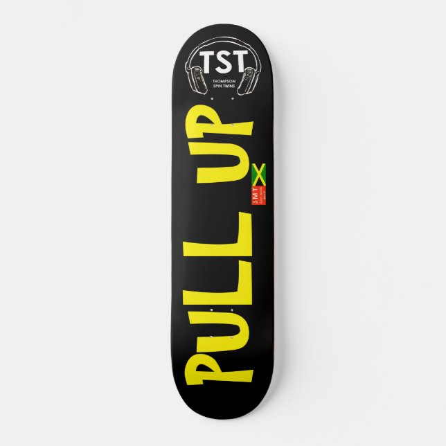 SKATEBOARD TIRE SUR LA PLANCHE À ROULETTES (Recto)
