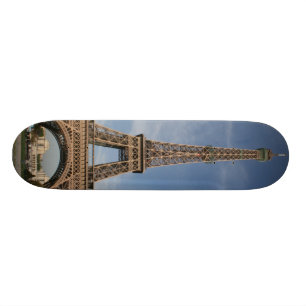 SKATEBOARD TOUR EIFFEL