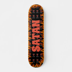 Skateboard Triste Satan