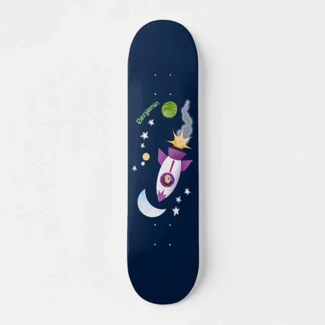 Skateboard Un adorable vaisseau-fusée dans l'espace dessin an (Devant)