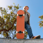 Skateboard un arrière - plan orange avec une bordure noire<br><div class="desc">Découvrez la puissance des couleurs contrastées dans le design graphique! Améliorez l'esthétique avec une frontière orange arrière - plan et noire frappante pour une expérience visuelle vraiment créative et impactée."</div>