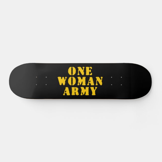 SKATEBOARD UNE ARMÉE FEMME (Horz)