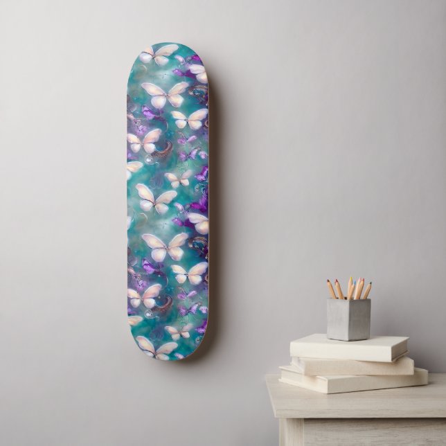 Skateboard Une série de papillons mystiques Design 1 (Art mural)