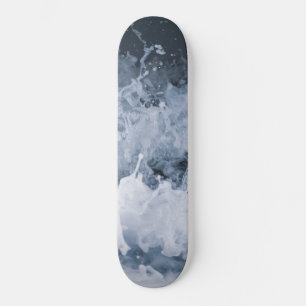 Skateboard Vague d'océan Éclaboussure de près 1