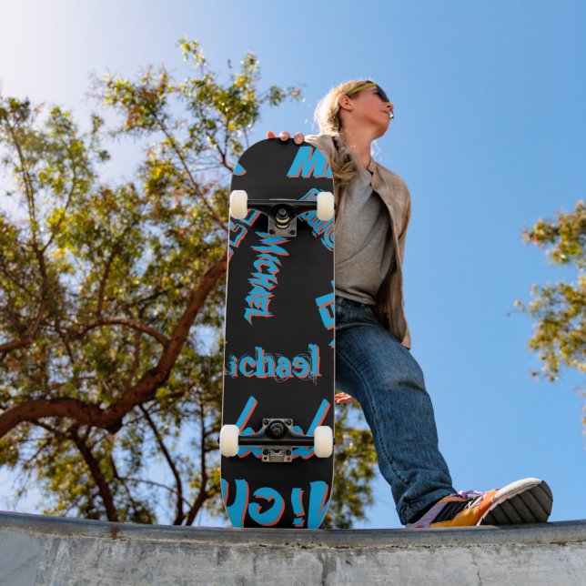 Skateboard Votre nom motif monogramme bleu rouge noir (Extérieur 1)
