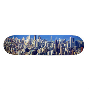 Skateboard Vue aérienne de Chicago du centre avec le lac