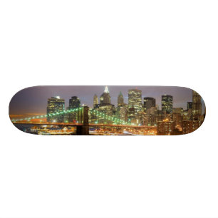 Skateboard Vue de Lower Manhattan et du pont de Brooklyn