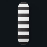 Skateboard Zebra Stripe<br><div class="desc">Plateau de skateboard zèbre personnalisé.</div>