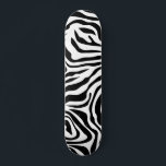 Skateboard Zebra Stripes Poster de animal sauvage noir et bla<br><div class="desc">Zebra Print - motif noir et blanc - poster de animal sauvage.</div>