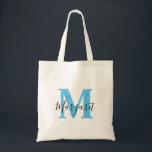Sky Blue Monogram Black Script Name Sac fourre-tou<br><div class="desc">Sky Blue Monogram Black Script Name Sac fourre-tout. Peut être offert en cadeau à la famille et aux amis lors de leur anniversaire et Noël.</div>