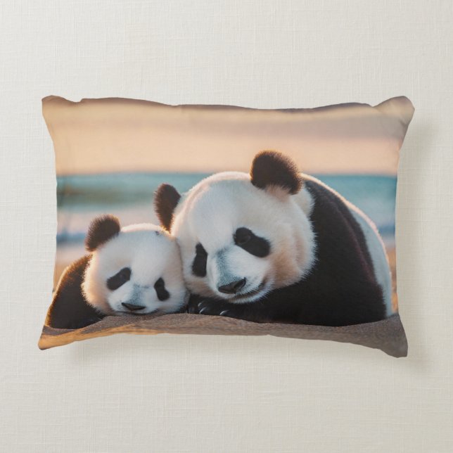 Sleepy Panda Maman et Baby Beach Hug Coussin (Dos)
