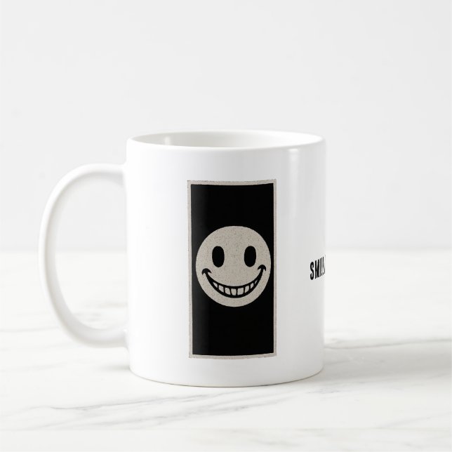 Smile in Innocence Classic Mug (Gauche)