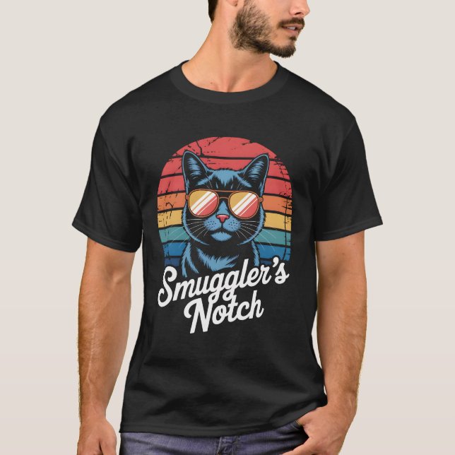 Smugglers’ Notch Retro Ski Resort Cat T-Shirt (Devant)